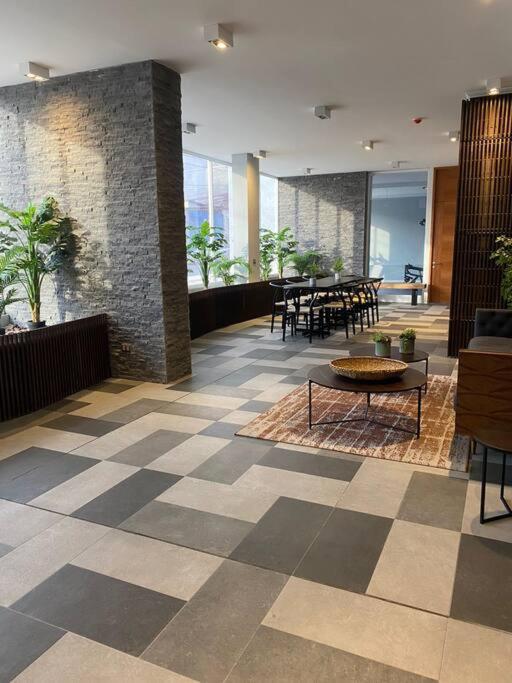 Moderno Departamento Con Vista Al Puerto - Centrico En Apartamento Iquique