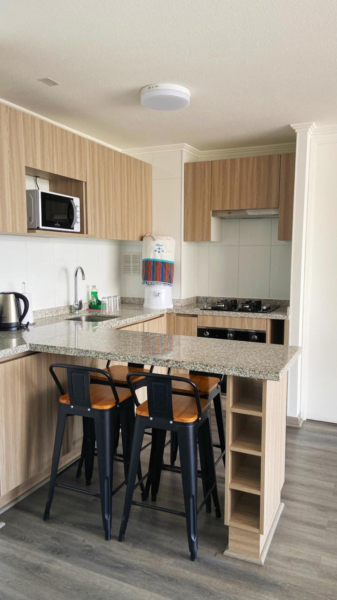 Moderno Departamento Con Vista Al Puerto - Centrico En Apartamento Iquique
